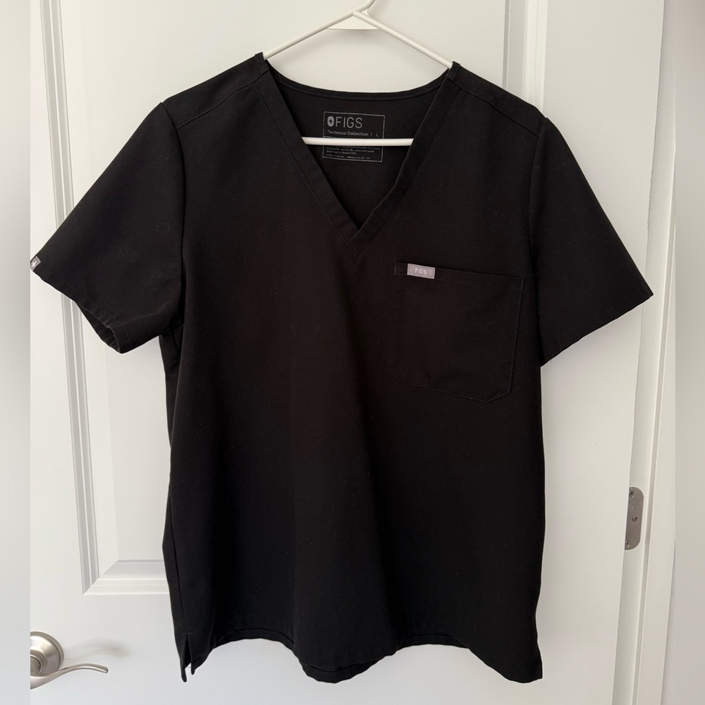 Figs black scrub top